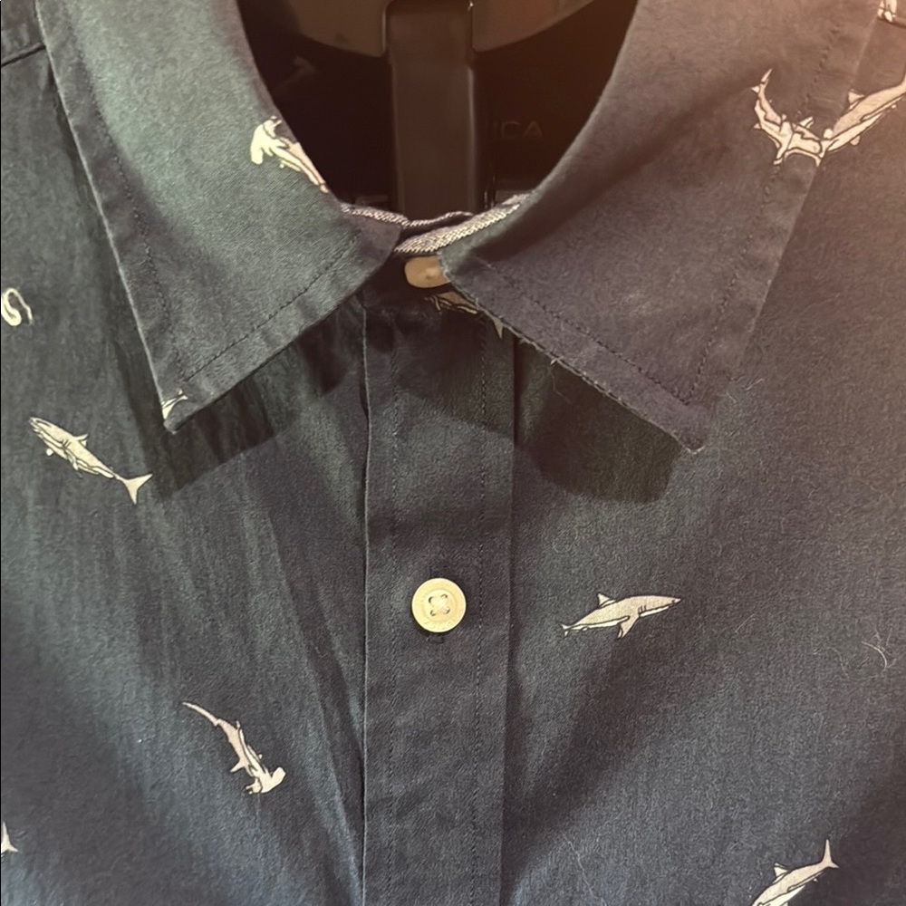 Men's Navy Blue Shark Patterned Nautica Shirt - Discovery Shark Week - Picture 5 of 9